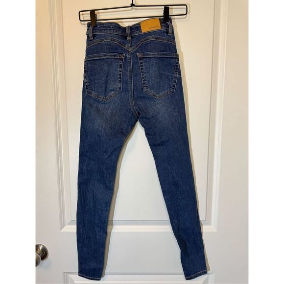 Jeans - Picture 11 of 15